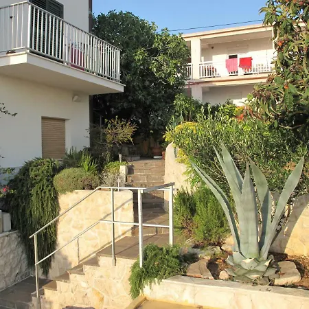 About The Sea - Riviera House Near The Center Of Hvar Guest house