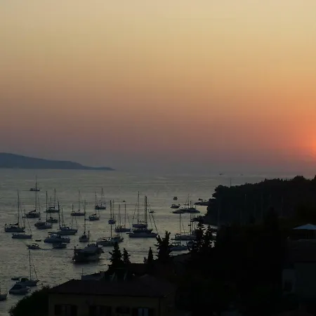 Guest house About The Sea - Riviera House Near The Center Of Hvar Hvar Town